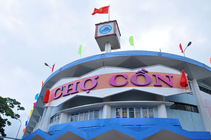 con-market-danang-shopping-guides